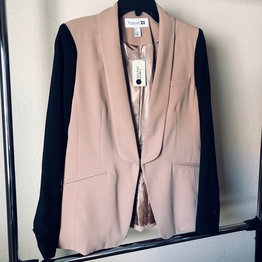 Color Block Blazer - Picture 2 of 3